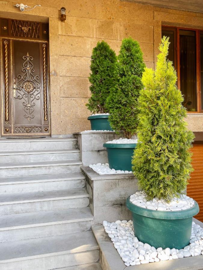 Shirbakyan Boutique Hotel & Apartments เยเรวาน ภายนอก รูปภาพ